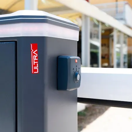 A Un Passo Dal Mare - Private Parking شقة